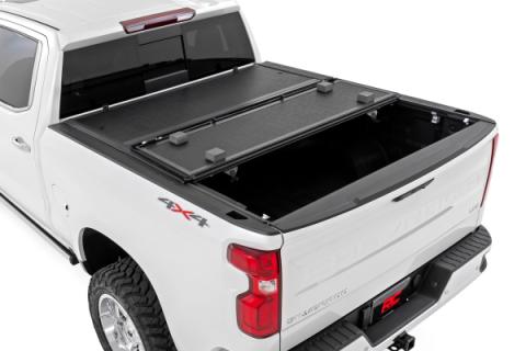 Hard Low Profile Bed Cover 5 Foot 9 Inch Bed Rail Caps Silverado/Sierra 1500/2500HD/3500HD (14-19 &amp; Classic) Rough Country