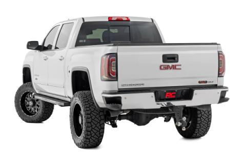 AC2 Running Boards Amber/White Crew Cab Silverado/Sierra 1500 (07-18) Rough Country