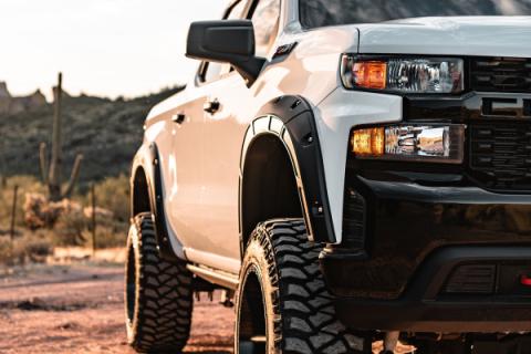 Fender Flares Defender GXP Lakeshore Blue Chevy Silverado 1500 (19-26) Rough Country