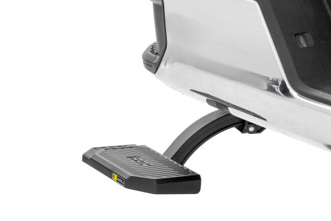 Retractable Bed Step Manual Pull Silverado/Sierra 2500HD/3500HD (20-26) Rough Country