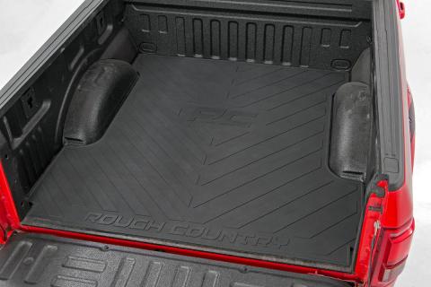 Bed Mat 6 Foot 9 Inch Bed with RC Logo 17-Up Ford Super Duty 2WD/4WD Rough Country
