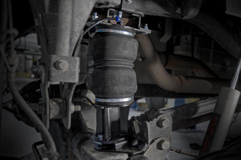 Air Spring Kit w/compressor Wireless Controller 4 Inch Lift Kit Ram 1500 (10-18 &amp; Classic) Rough Country
