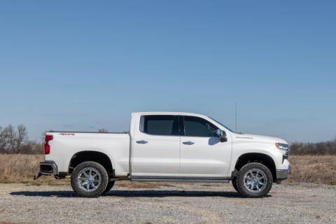 3.5 Inch Lift Kit Vertex/V2 Red Chevy Silverado 1500 2WD/4WD (2025-2026) Rough Country