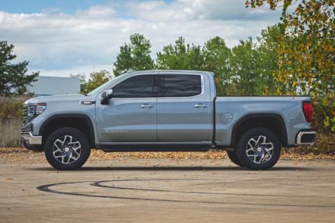 3.5 Inch Lift Kit Red GMC Sierra 1500 2WD/4WD (2025-2026) Rough Country