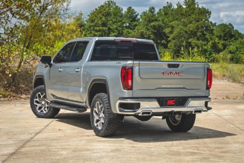 3.5 Inch Lift Kit M1 Struts/M1 Red GMC Sierra 1500 2WD/4WD (2025-2026) Rough Country
