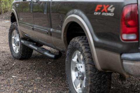 Oval Nerf Step Crew Cab Black Ford Super Duty 2WD/4WD (99-16) Rough Country