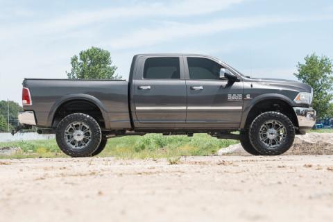 2.5 Inch Lift Kit Gas V2 Ram 2500 4WD (2014-2018) Rough Country