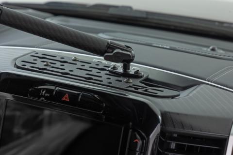Dash Mount 10 Inch Mag Safe Mount Kit 8in Screen Ram 1500 2WD/4WD (19-26) Rough Country