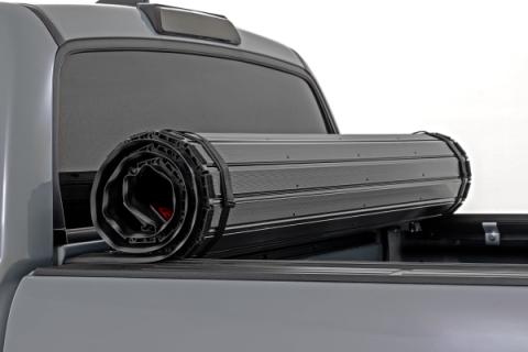 Hard Roll Up Bed Cover 5 Foot 7 Inch Bed Toyota Tundra 2WD/4WD (2007-2021) Rough Country