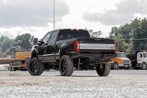 6 Inch Suspension Lift Kit No Overload Springs 4 Inc Axle Diameter w/Front Drive Shaft &amp; V2 Shocks 17-19 F-250/350 4WD Diesel Rough Country