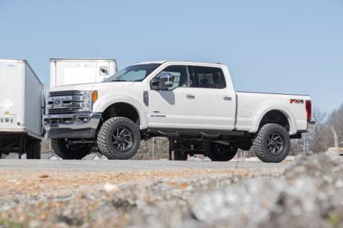 4.5 Inch Lift Kit D/S C/O V2 Ford F-250/F-350 Super Duty 4WD (17-22) Rough Country