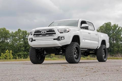 6 Inch Lift Kit Toyota Tacoma 2WD/4WD (2005-2015) Rough Country