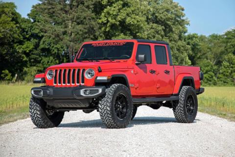 3.5 Inch Lift Kit Springs M1 Jeep Gladiator JT 4WD (2024-2025) Rough Country