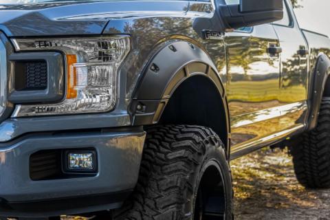 Fender Flares Defender UH Tuxedo Black Metallic Ford F-150 (15-20) Rough Country