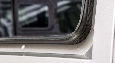 Tacoma Truck Bed Cap SmartCap EVOc Commercial White For 24-26 Toyota Tacoma 6 Foot Standard Bed RSI SmartCap