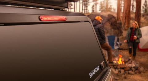 Truck Bed Cap SmartCap EVOd Defender Matte Black For 22-26 Toyota Tundra 5.5 Foot Short Bed SmartCap