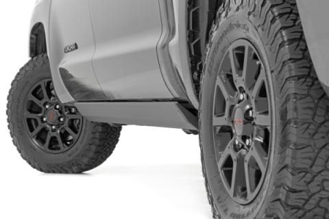 Power Running Boards Dual Electric Motor CrewMax Toyota Tundra (07-21) Rough Country