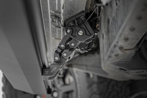 Power Running Boards Dual Electric Motor CrewMax Toyota Tundra (07-21) Rough Country