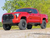 Oval Nerf Steps Crew Cab Black Toyota Tundra 2WD/4WD (22-23) Rough Country