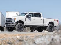 4.5 Inch Suspension Lift Kit w/Front Drive Shaft 17-19 F-250/350 4WD 4 Inch Axle Diesel Rough Country