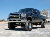 6 Inch Lift Kit Gas Ford F-250/F-350 Super Duty 4WD (2005-2007) Rough Country
