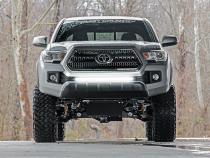 Toyota 30 Inch Cree LED Bumper Kit Black Series 16-20 Tacoma Rough Country
