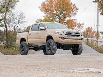 LED Light Kit Lower Grille Mount 30 Inch Spectrum Single Row Toyota Tacoma (16-23) Rough Country
