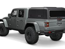 Gladiator Truck Bed Cap SmartCapEVOa Adventure Matte Black 20-26 Jeep Gladiator 5 Foot Short Bed SmartCap