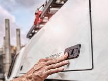 Tacoma Truck Bed Cap SmartCap EVOc Commercial White For 24-26 Toyota Tacoma 5 Foot Standard Bed RSI SmartCap